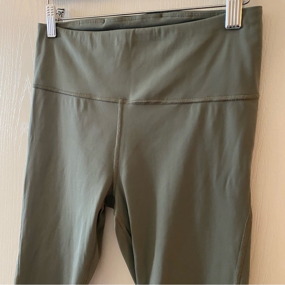 ATHLETA Ultimate Stash Pocket 7/8 Tight in Laurel Olive - SP - Picture 10 of 16
